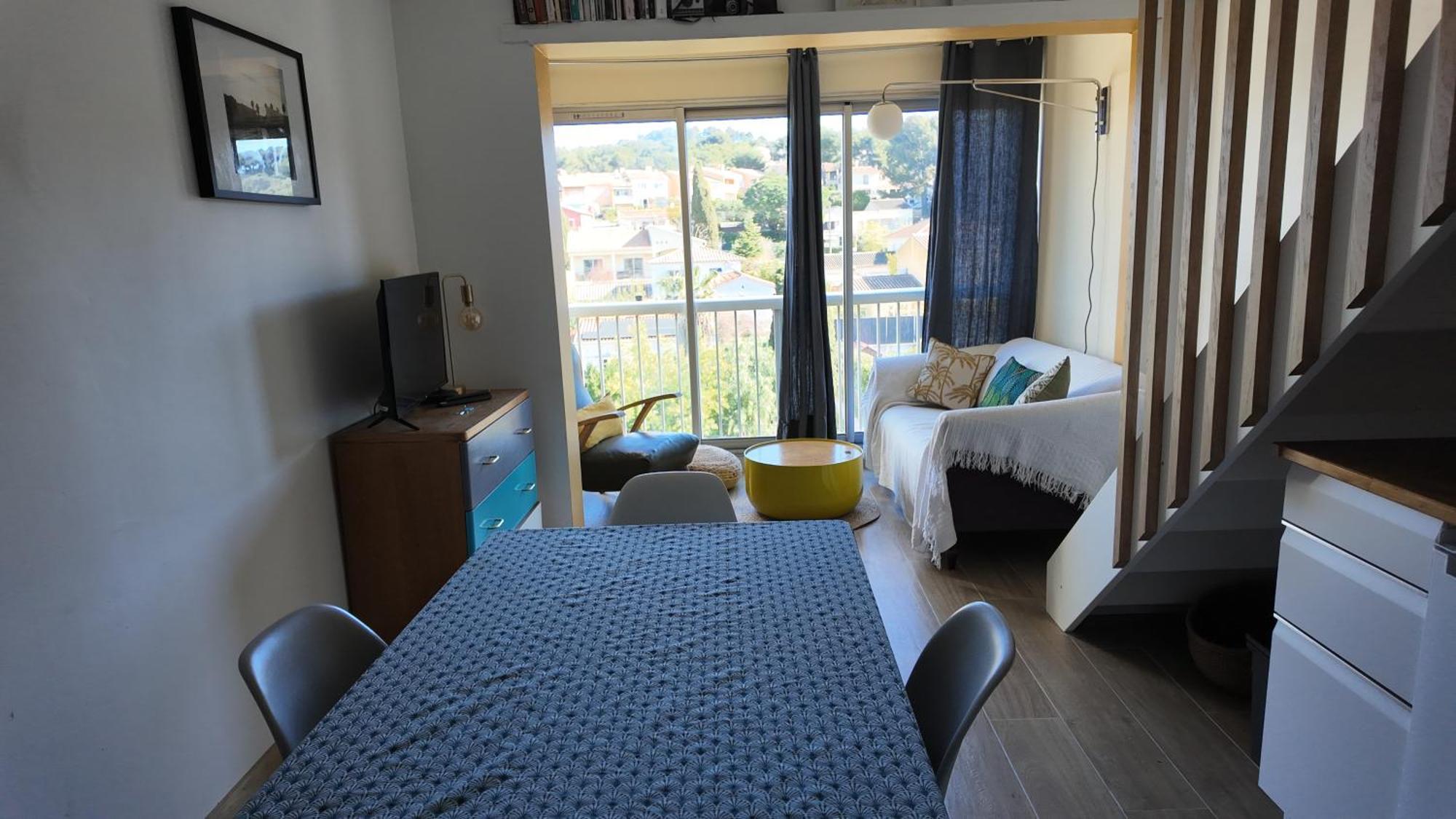 Apartment L'ibis Duplex, Secteur Pin Rolland, A Pied, Parking Entierement Renove *