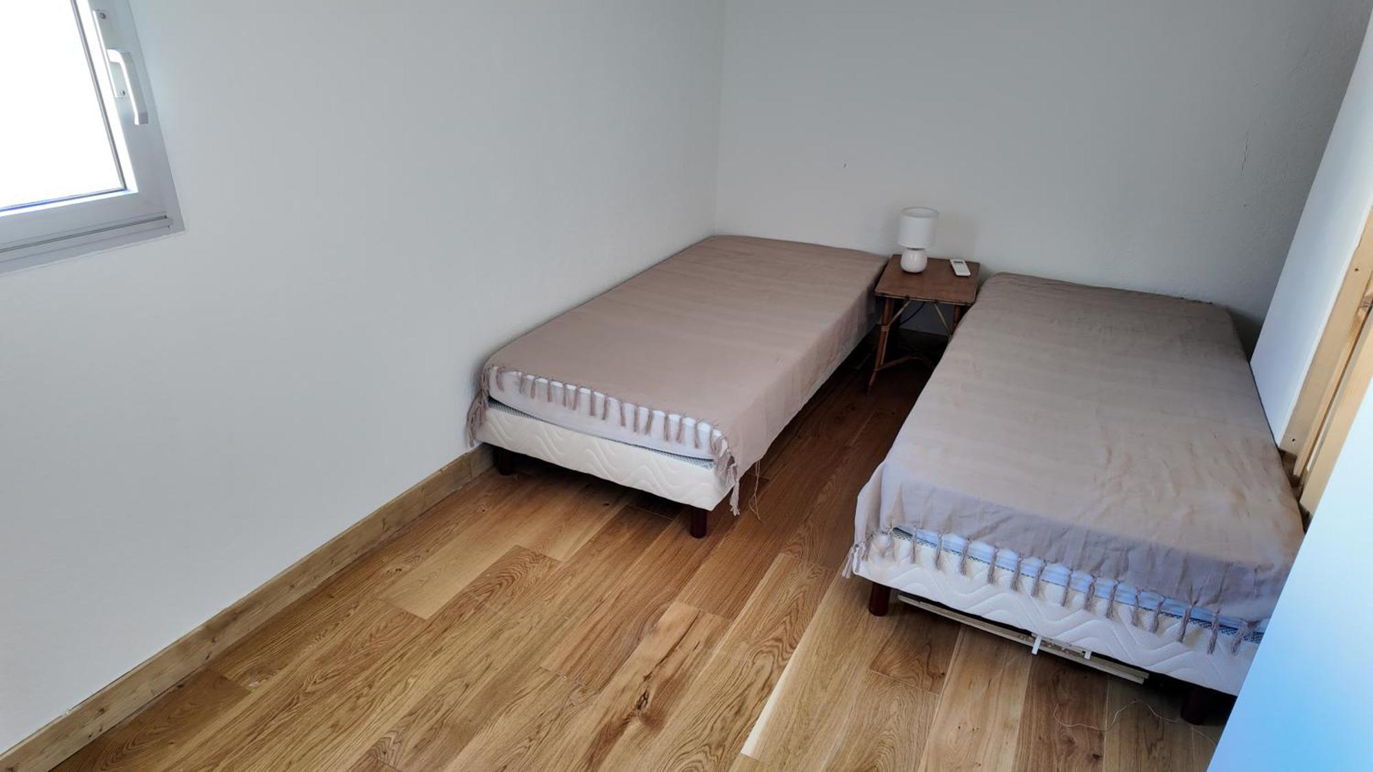 L'ibis Duplex, Secteur Pin Rolland, A Pied, Parking Entierement Renove Apartment